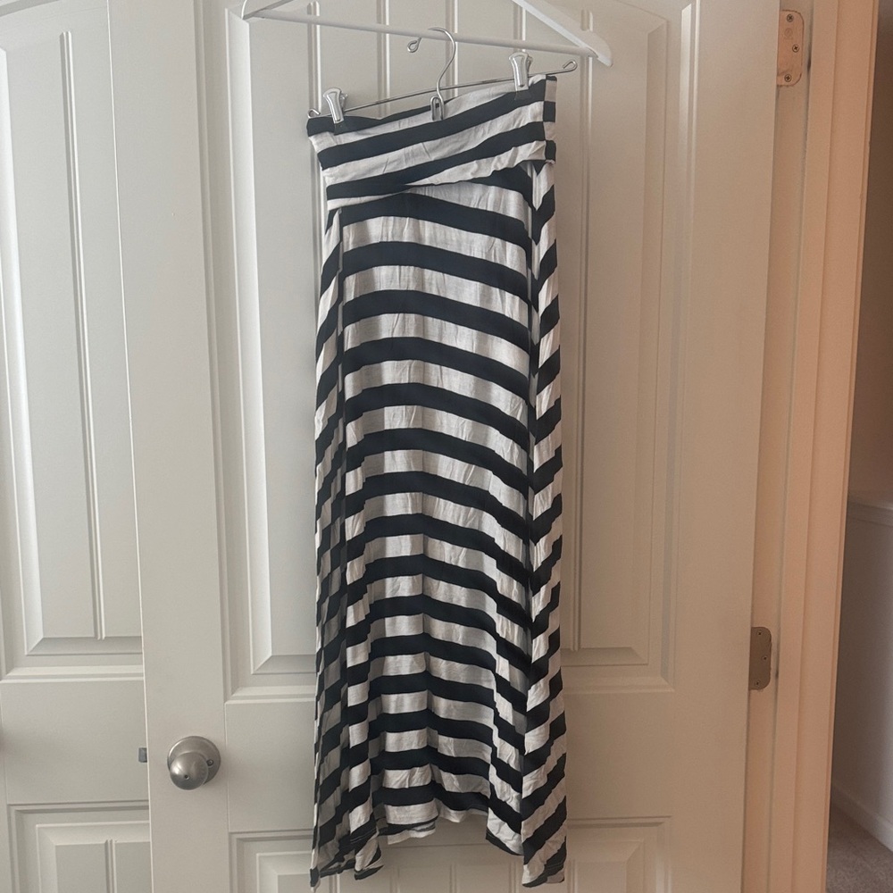Black & White Striped Maxi Skirt